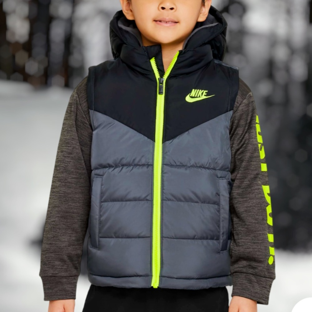 **NWT** Nike Jacket Boys 6 Gray/Green Two Layer Puffer Vest Jacket